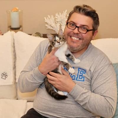 KC cat sitter Zack.