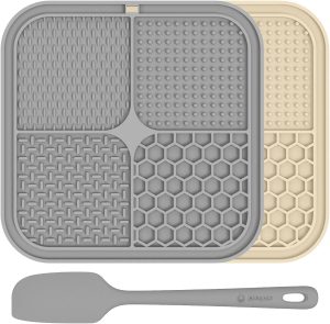 lick mat for cat treats or wet food in olathe